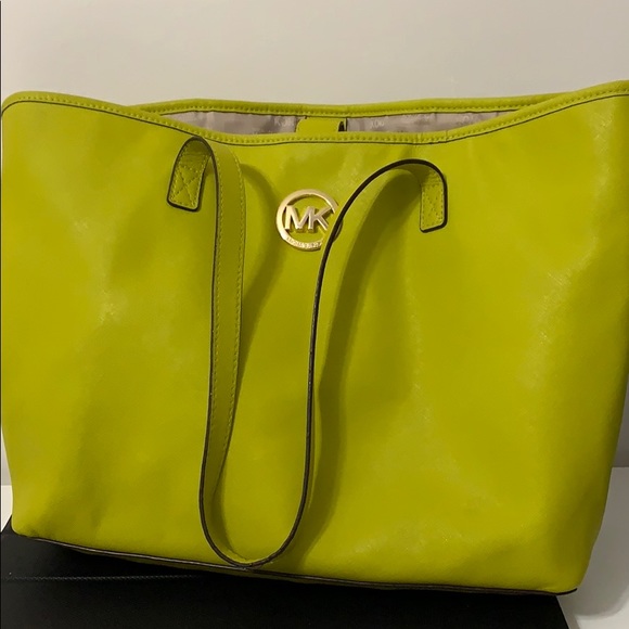 Handbags - Purse/tote